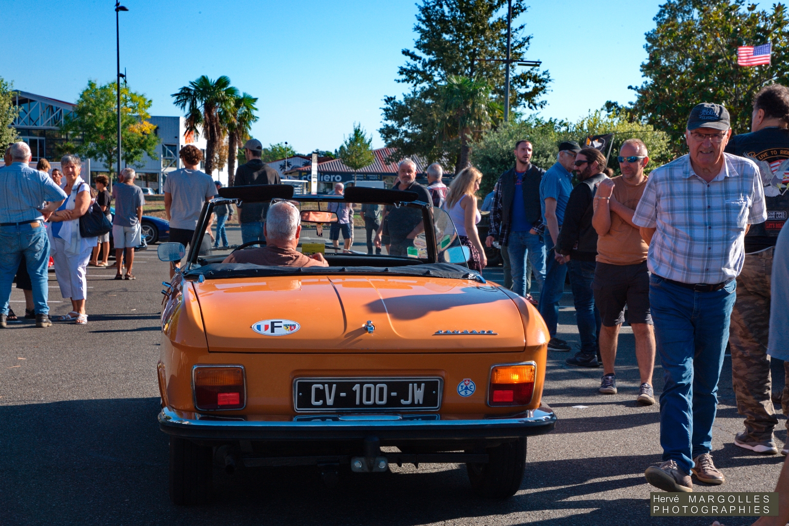 Peugeot 304 cab -01.jpg